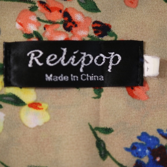 Relipop Floral Lace Cover Up - Picture 4 of 4